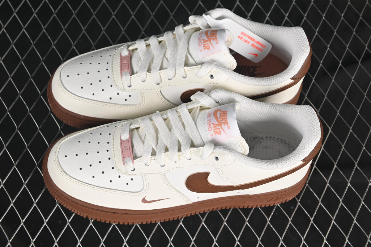 Nike Air Force 1 ’07 Low Ivory Flame