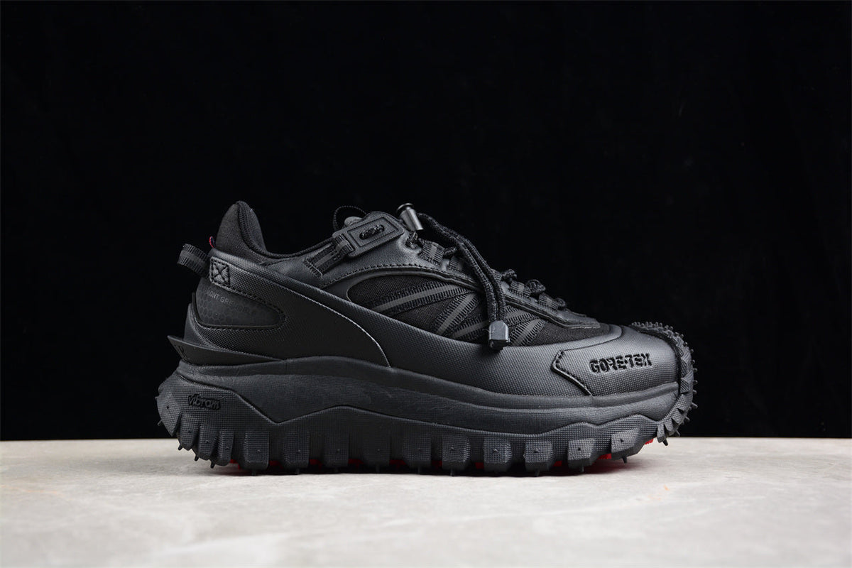 Moncler Trailgrip GTX Low, Triple Black