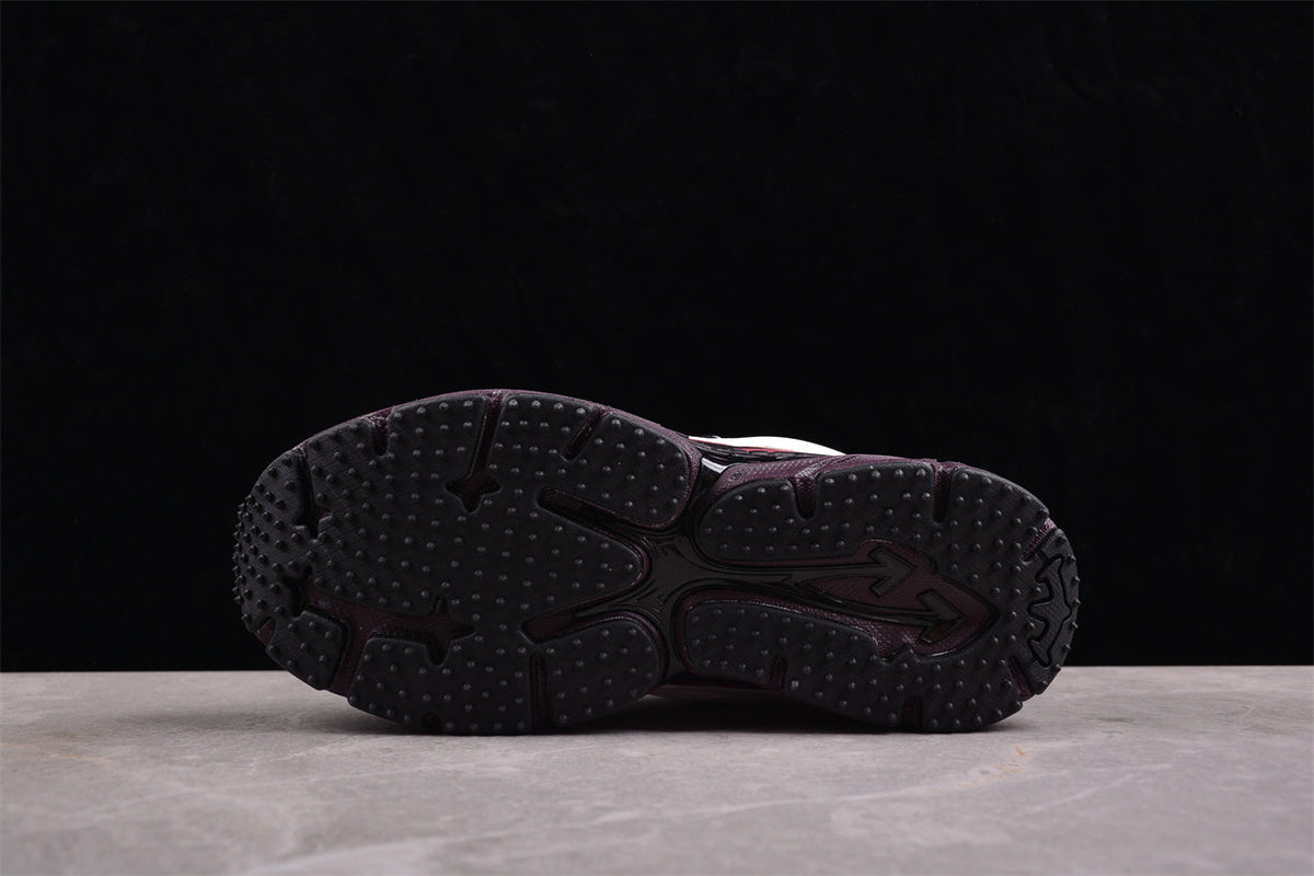 Off-White™ x Nike Terra Forma „Burgundy/White/Black“, Ein Kunstwerk auf Sohlen