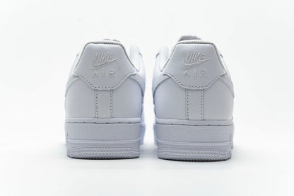 Nike Air Force 1 Low Triple White, one