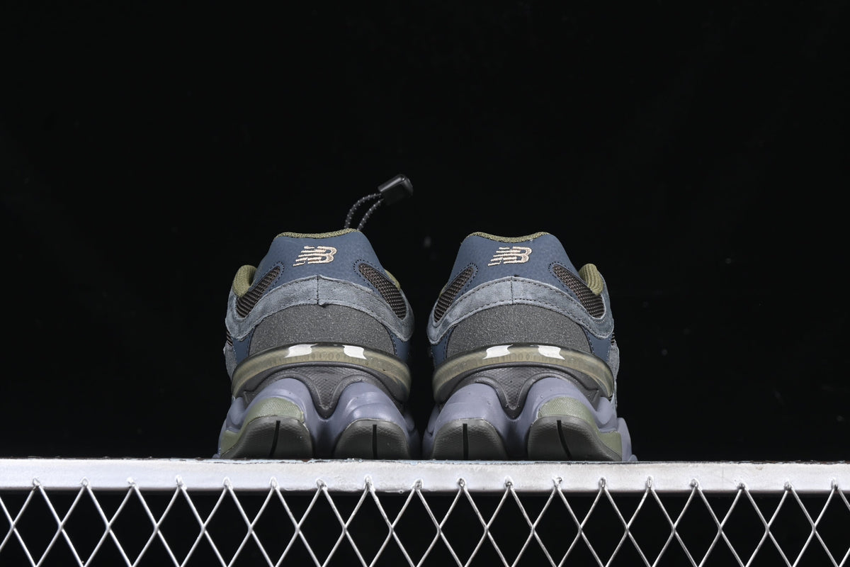 New Balance 9060, Dark Grey