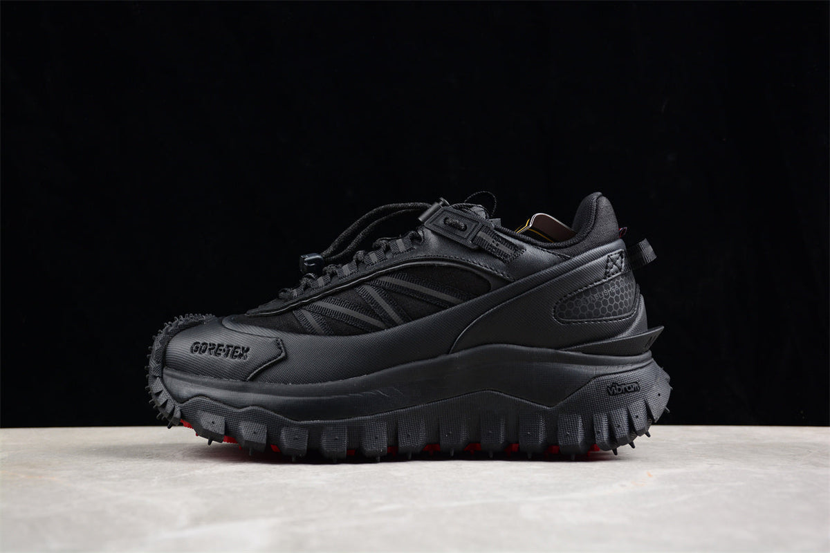 Moncler Trailgrip GTX Low, Triple Black