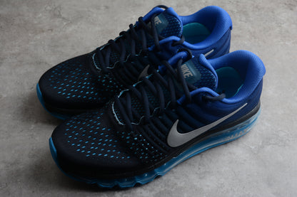 Nike Air Max 2017 in einer dunkelblau-schwarzen Farbvariante mit einer