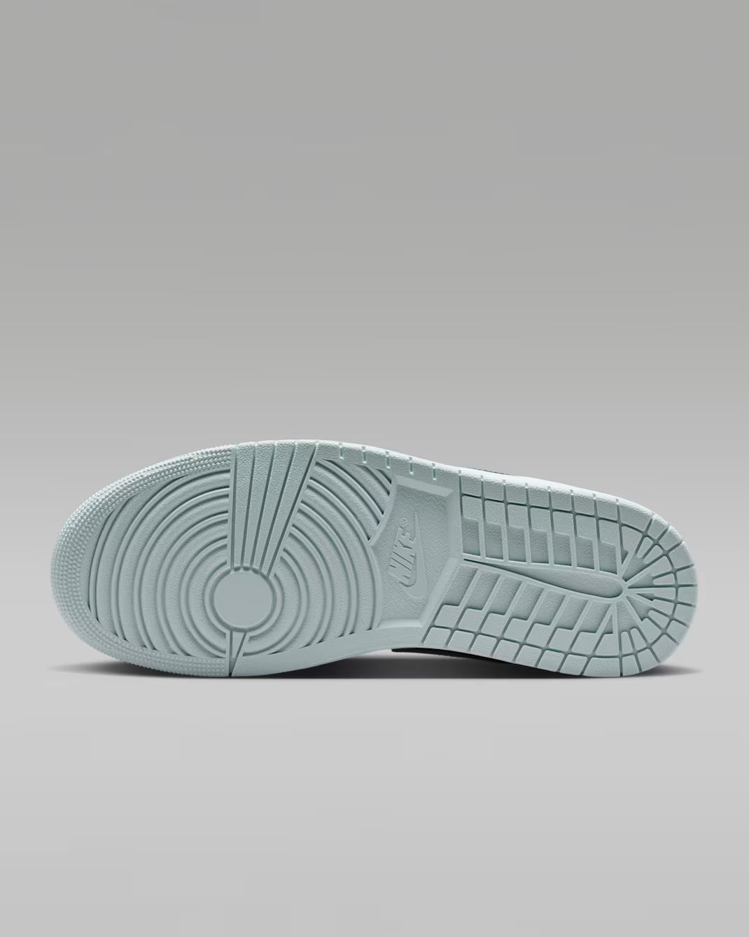 Air Jordan 1 Low Men’s Basketball Shoes, Classic Retro Sneakers