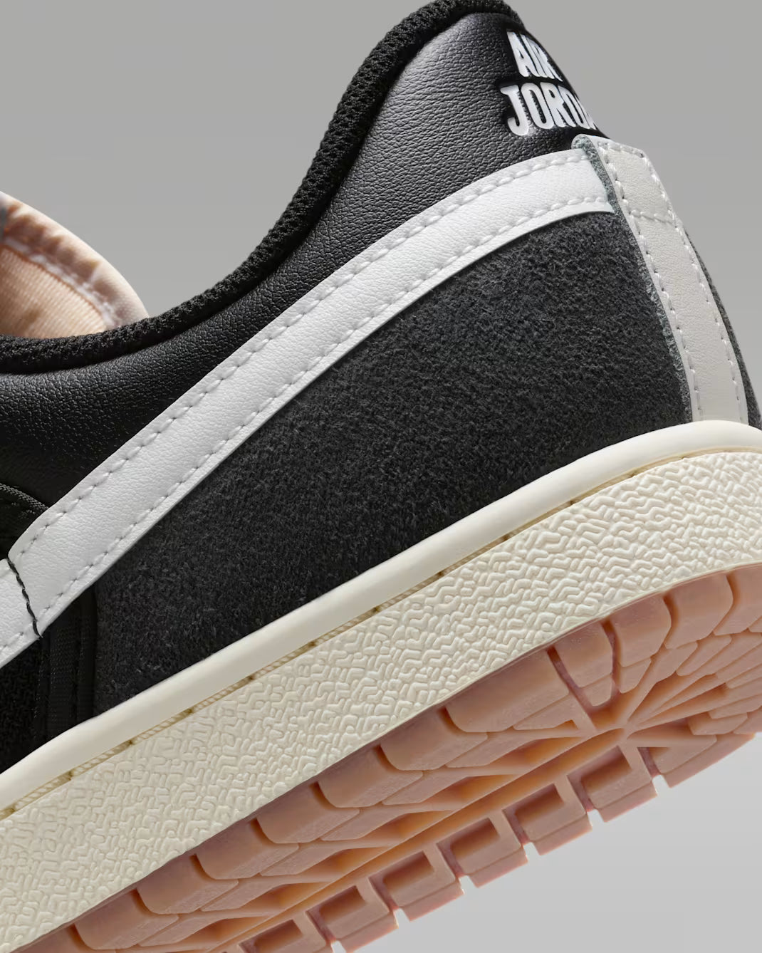 Air Jordan Skyline Low
