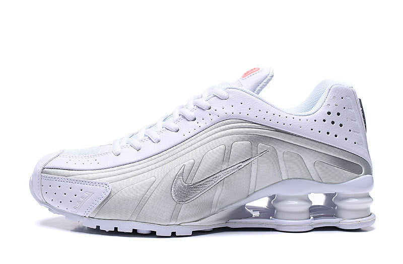 Nike shox R4 🌟🌟🌟🌟 🌟 White Metallic Silver (swoosh, side