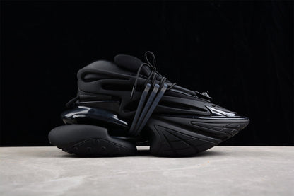 Balmain B-Runner Sneakers Triple Black, Luxus im monochromen Future-Design