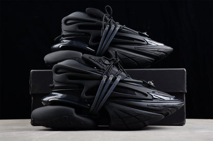 Balmain B-Runner Sneakers Triple Black, Luxus im monochromen Future-Design