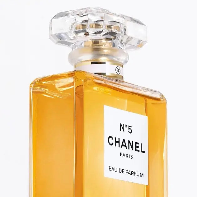 CHANEL N°5 Eau de Parfum – The Eternal Classic of Femininity and Elegance (100ml) VLP.LIFE