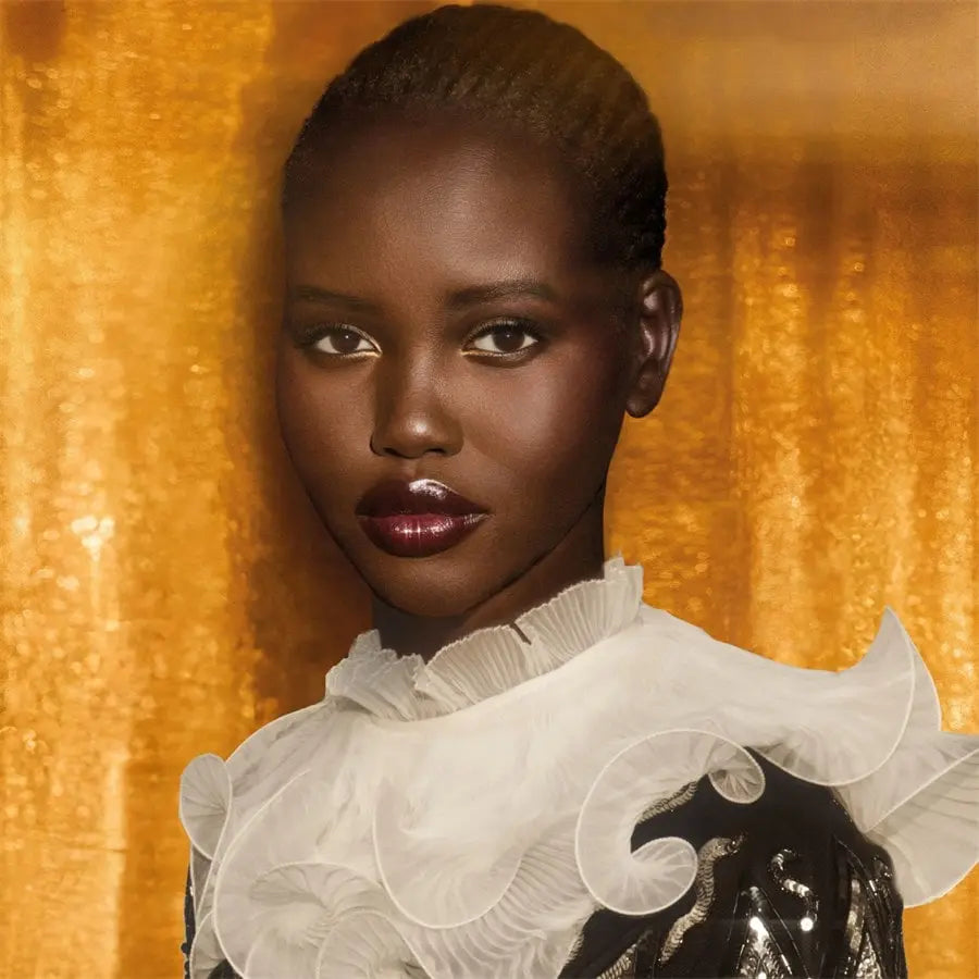 Valentino
Donna Born in
Roma Ivory VLP.LIFE