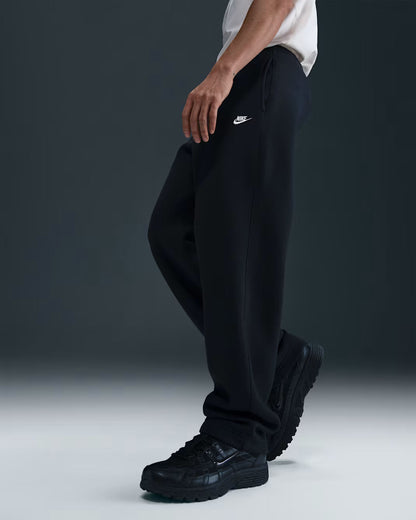 Nike Club Fleece trousers with raw hem (men's)