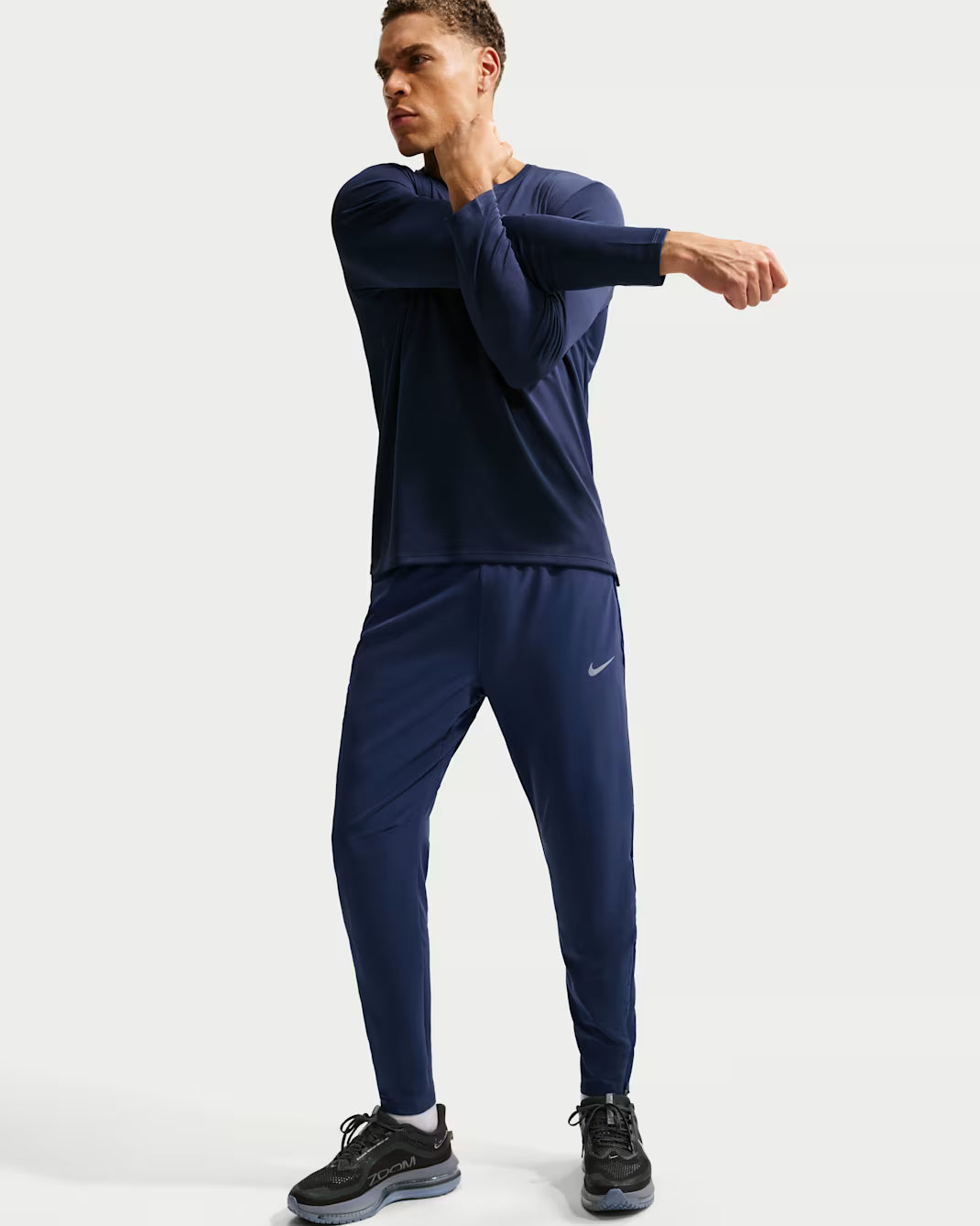 Nike Stride Dri-FIT running pants made of woven material (men's)