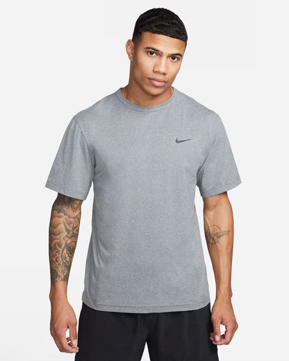 Nike Hyverse Versatile Nike Dri-FIT UV short-sleeved top for men