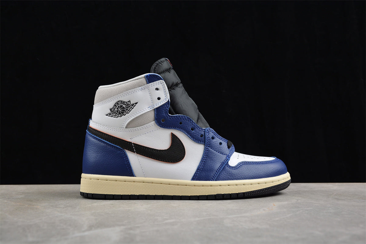 Air Jordan 1 Retro High OG, Blue Royal & White Edition