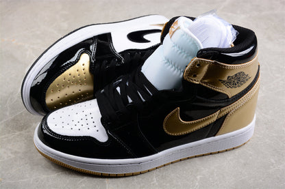 Air Jordan 1 Retro High OG Black Metallic Gold