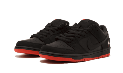 Nike SB Dunk Low Black Pigeon