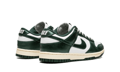Nike Dunk Low Vintage Green (W)