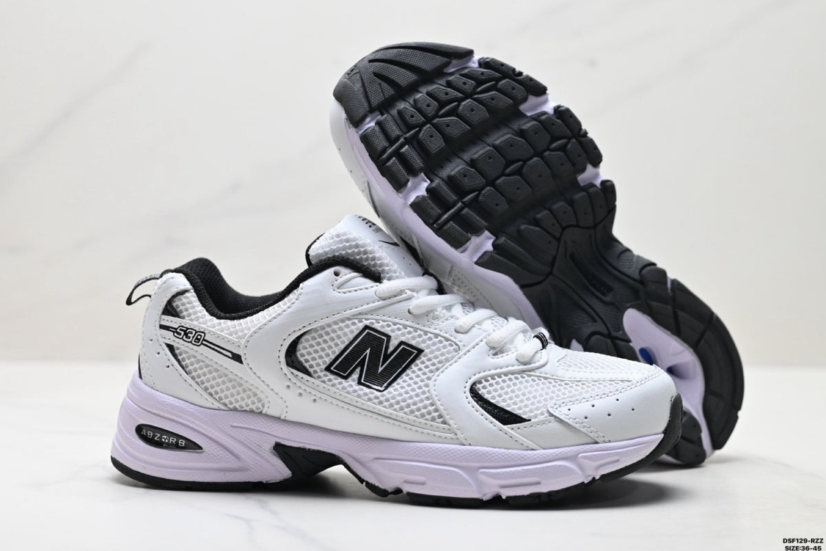 New Balance 530 | White / Black | supplied product photograph